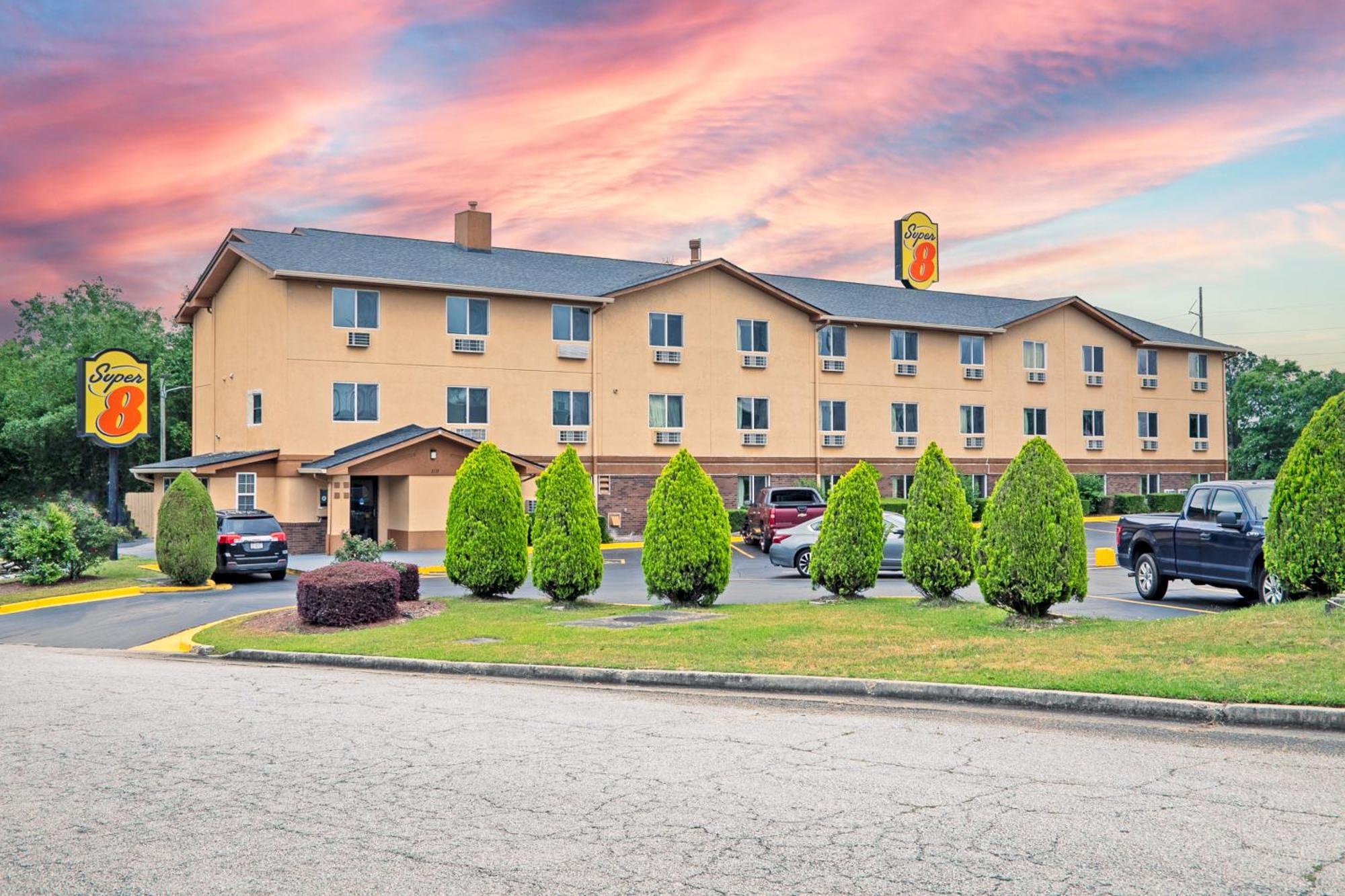 Super 8 By Wyndham Augusta Ft Eisenhower Area Экстерьер фото